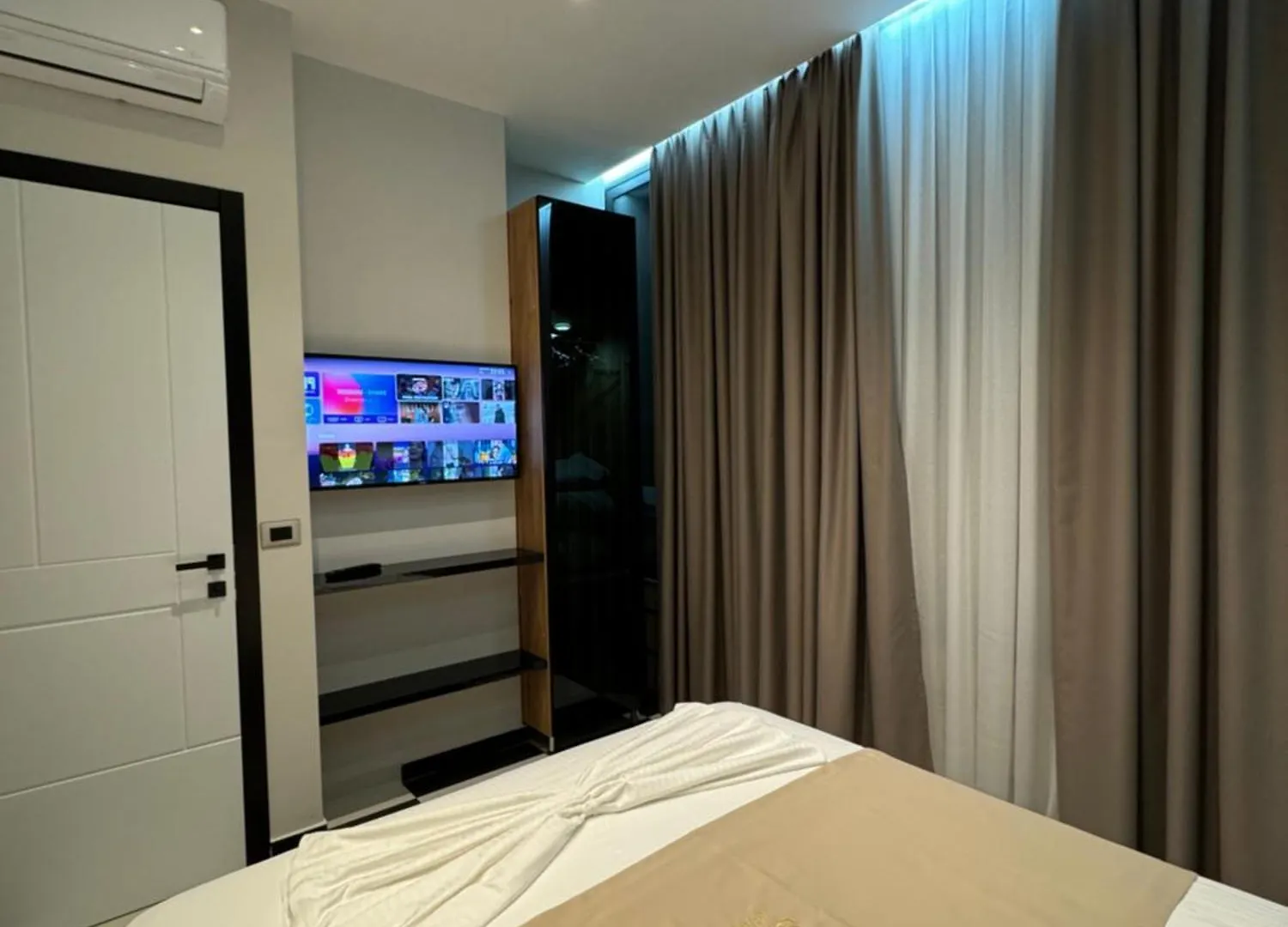 Sueno Apartments & Suites Tirana 0*,